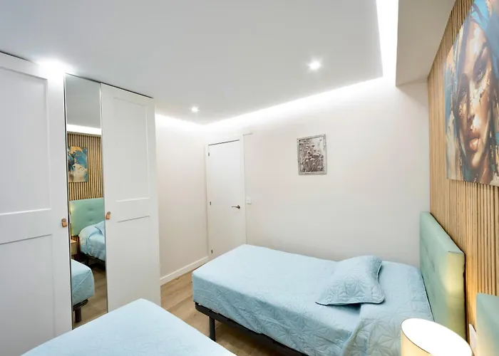 Train Station By Collection Appartement *